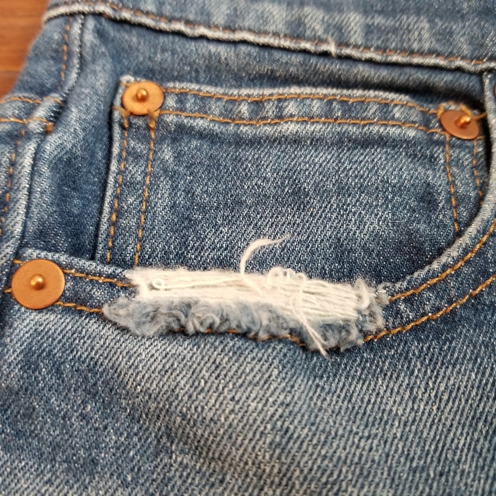 Madewell's The High-Rise Slim Boyjean Denim - Picture 5 of 16